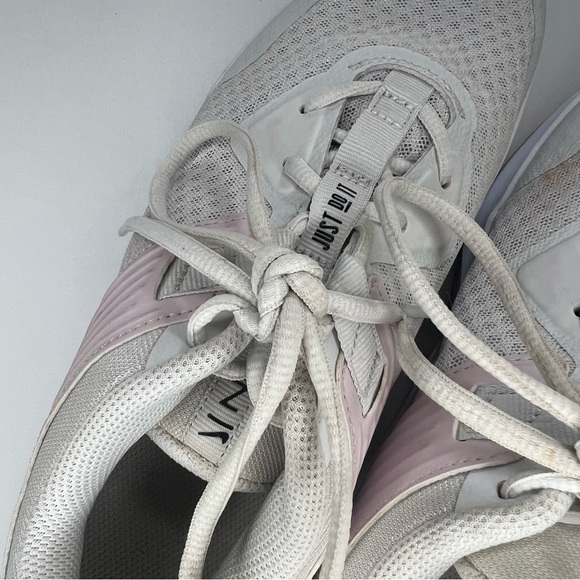 Nike MC Trainer Platinum Tint Pink Training Athletic Shoes - Picture 10 of 10
